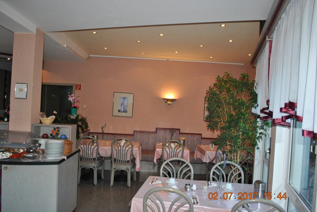 Hotel Garni Am Schaefersberg Niedernhausen Exteriér fotografie